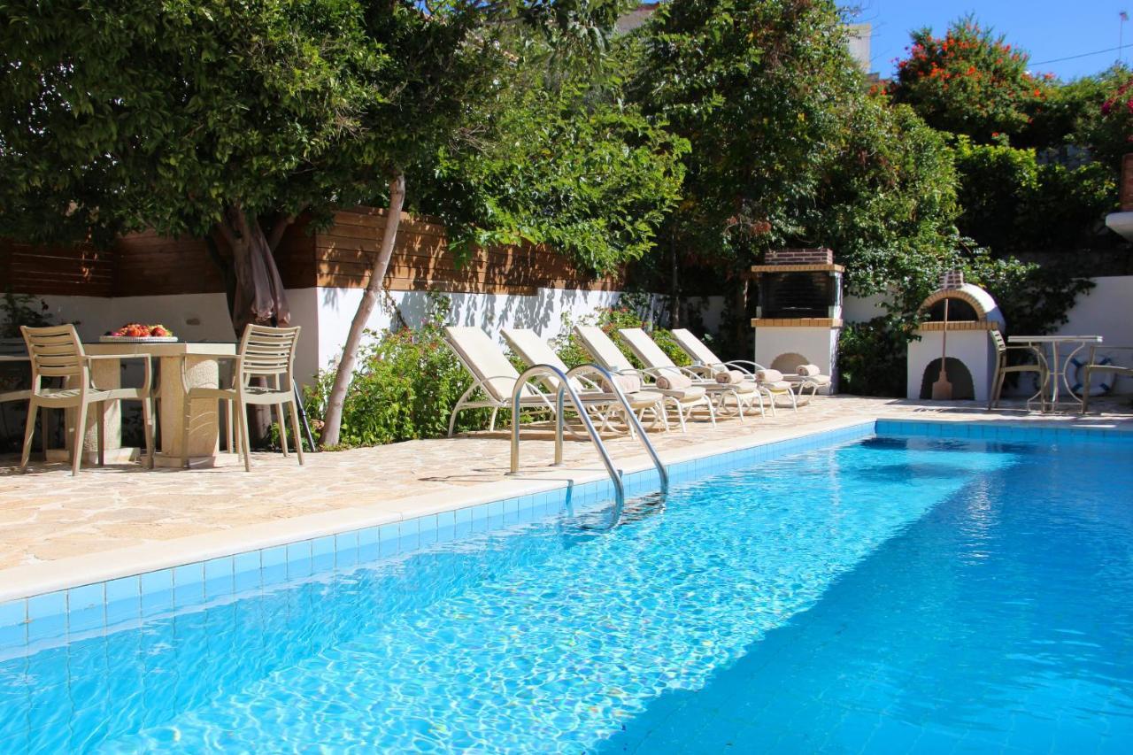 Villa Oasis Каміларіон Екстер'єр фото